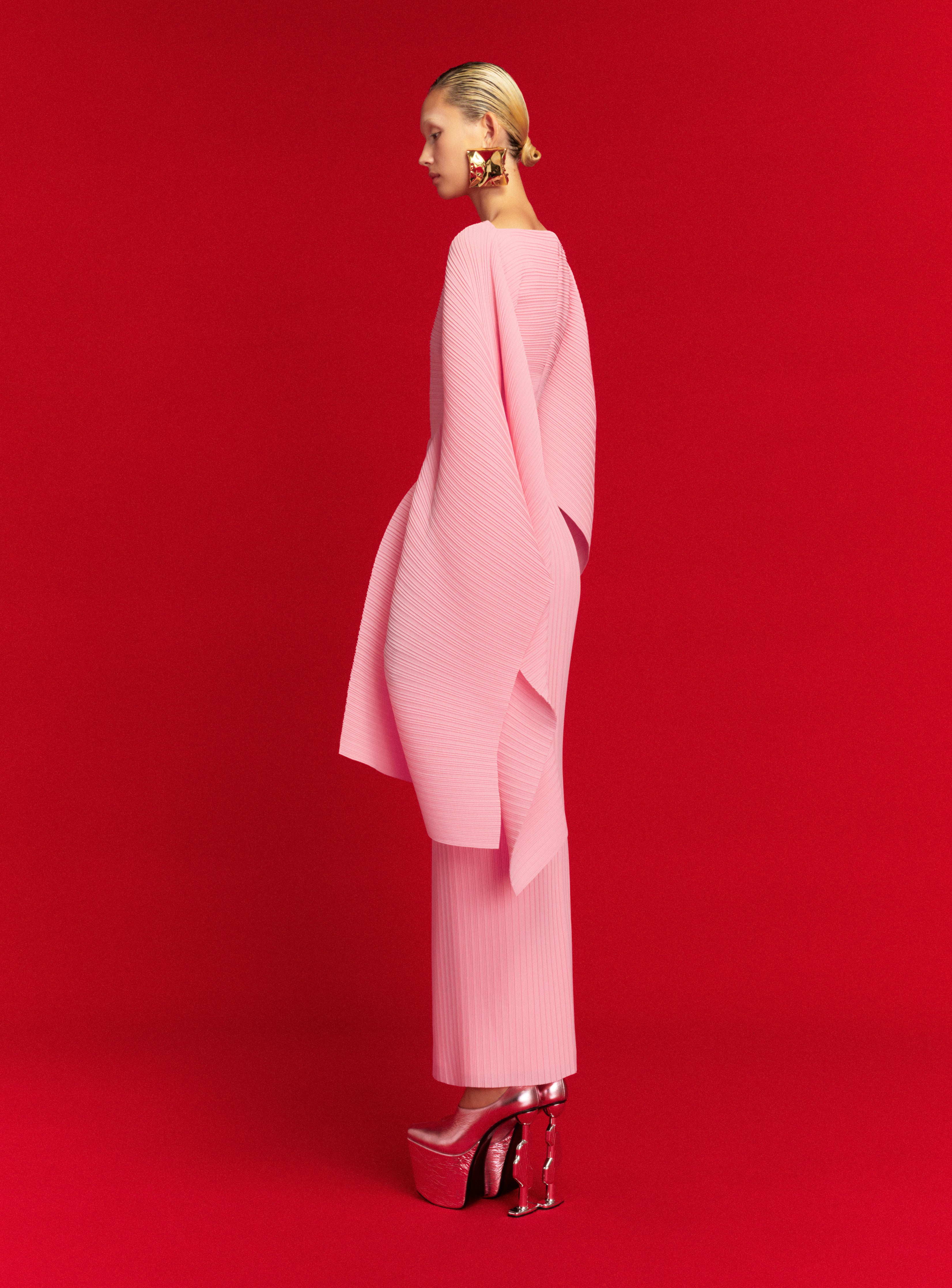 The Adami Maxi Dress in Powder Pink - Image 3