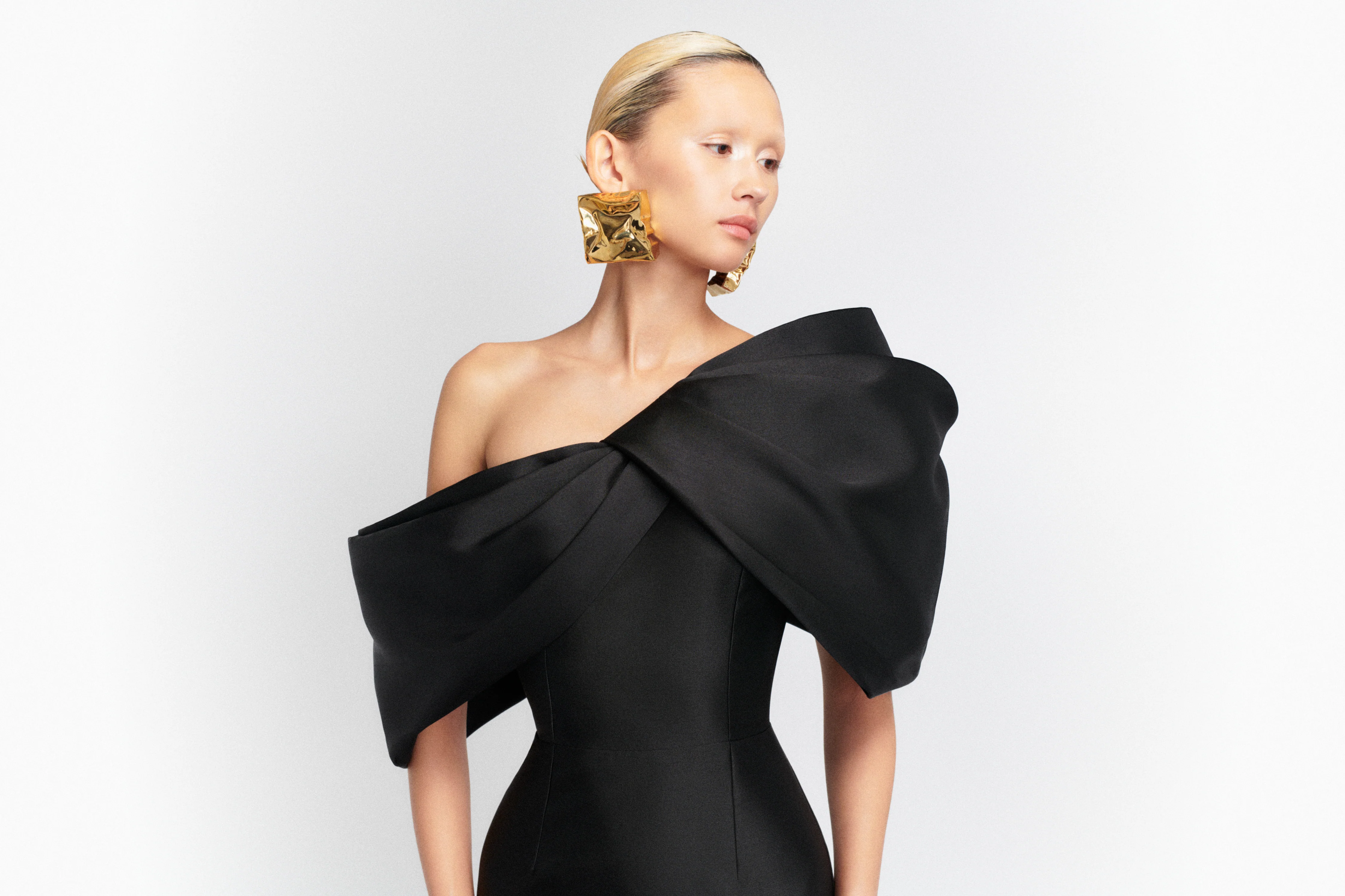 The Davina Maxi Dress in Black - Image 3