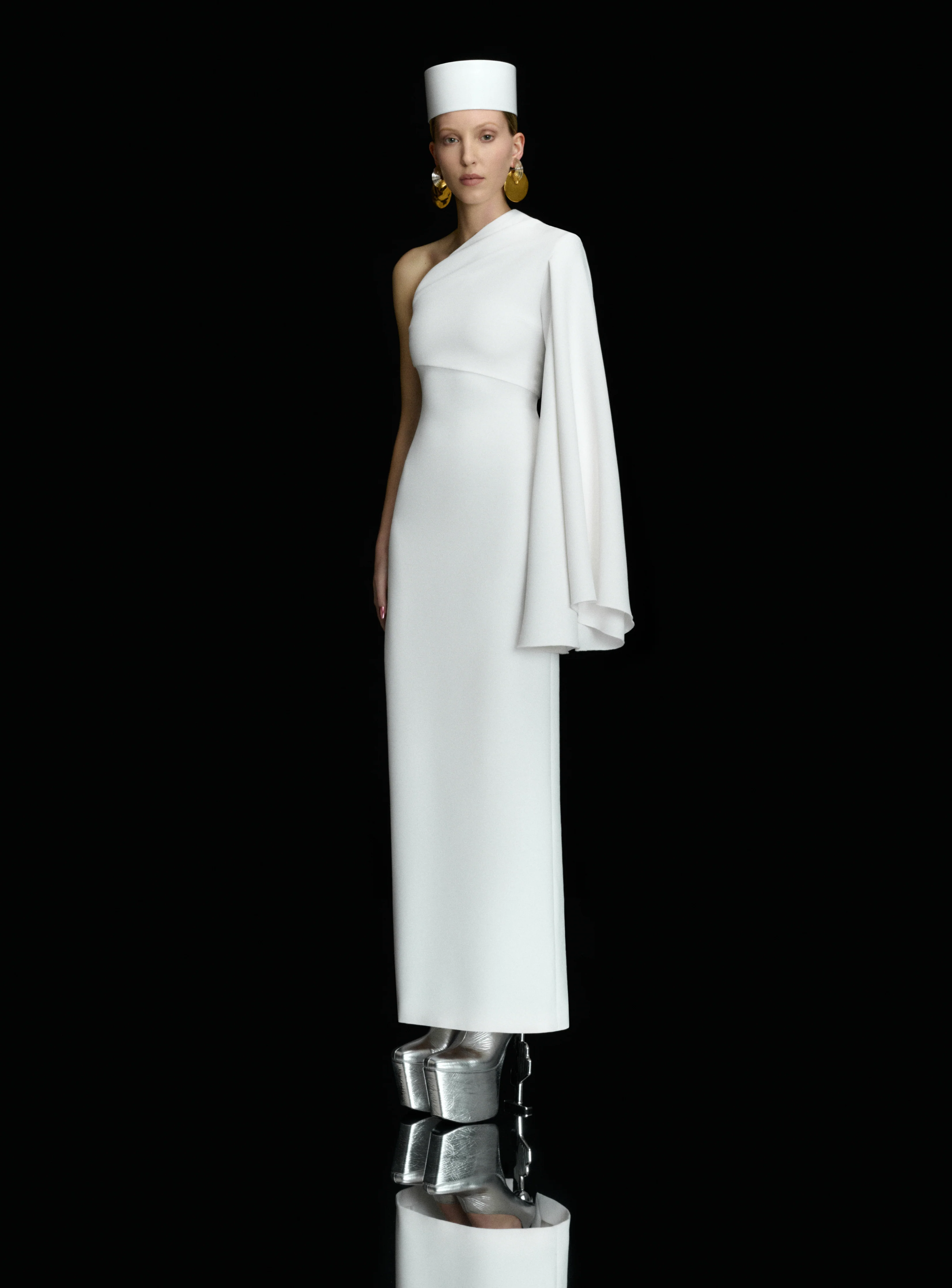 The Elisa Maxi Dress in Cream - Image 3