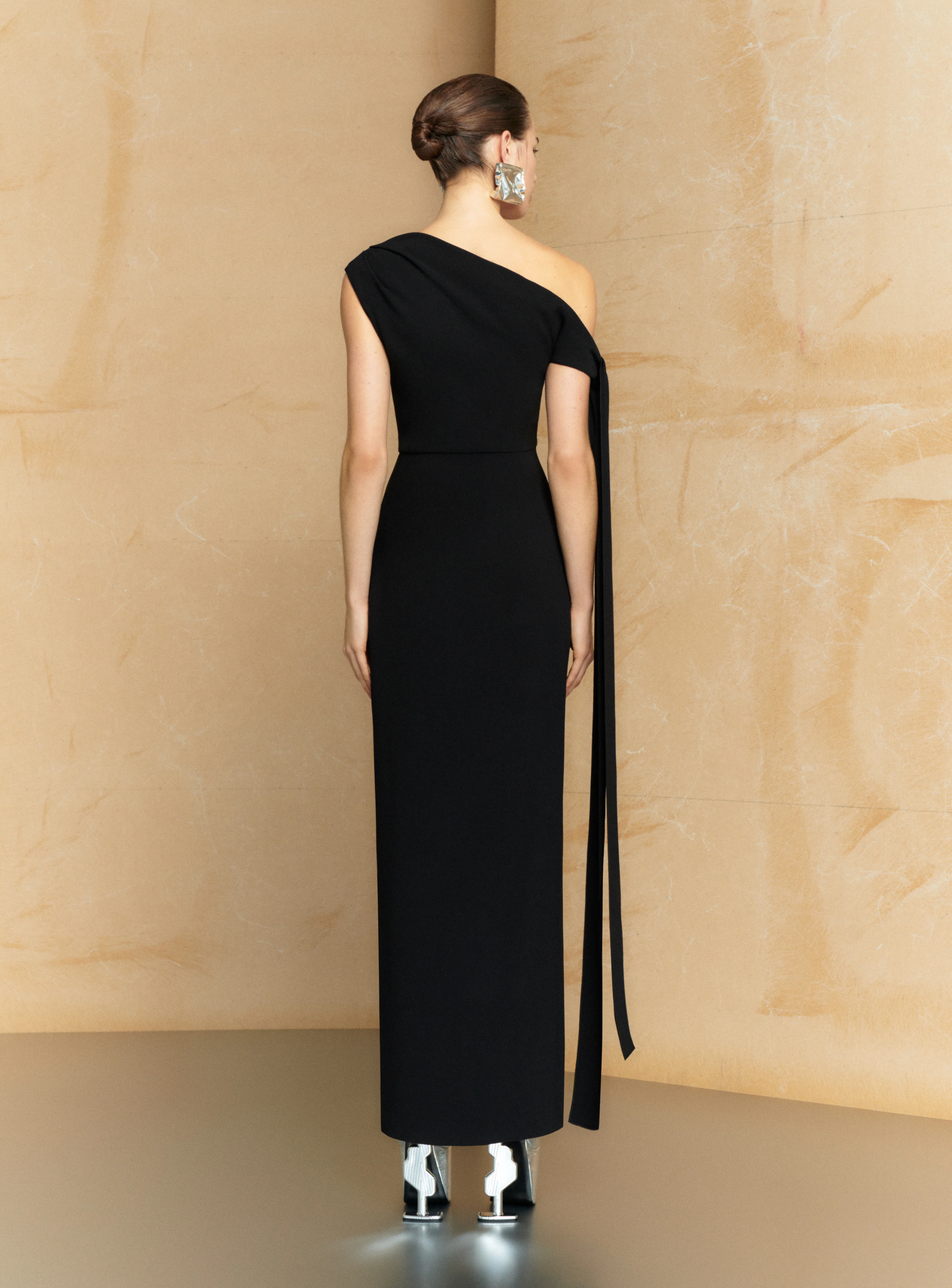 The Irina Maxi Dress in Black - Image 3