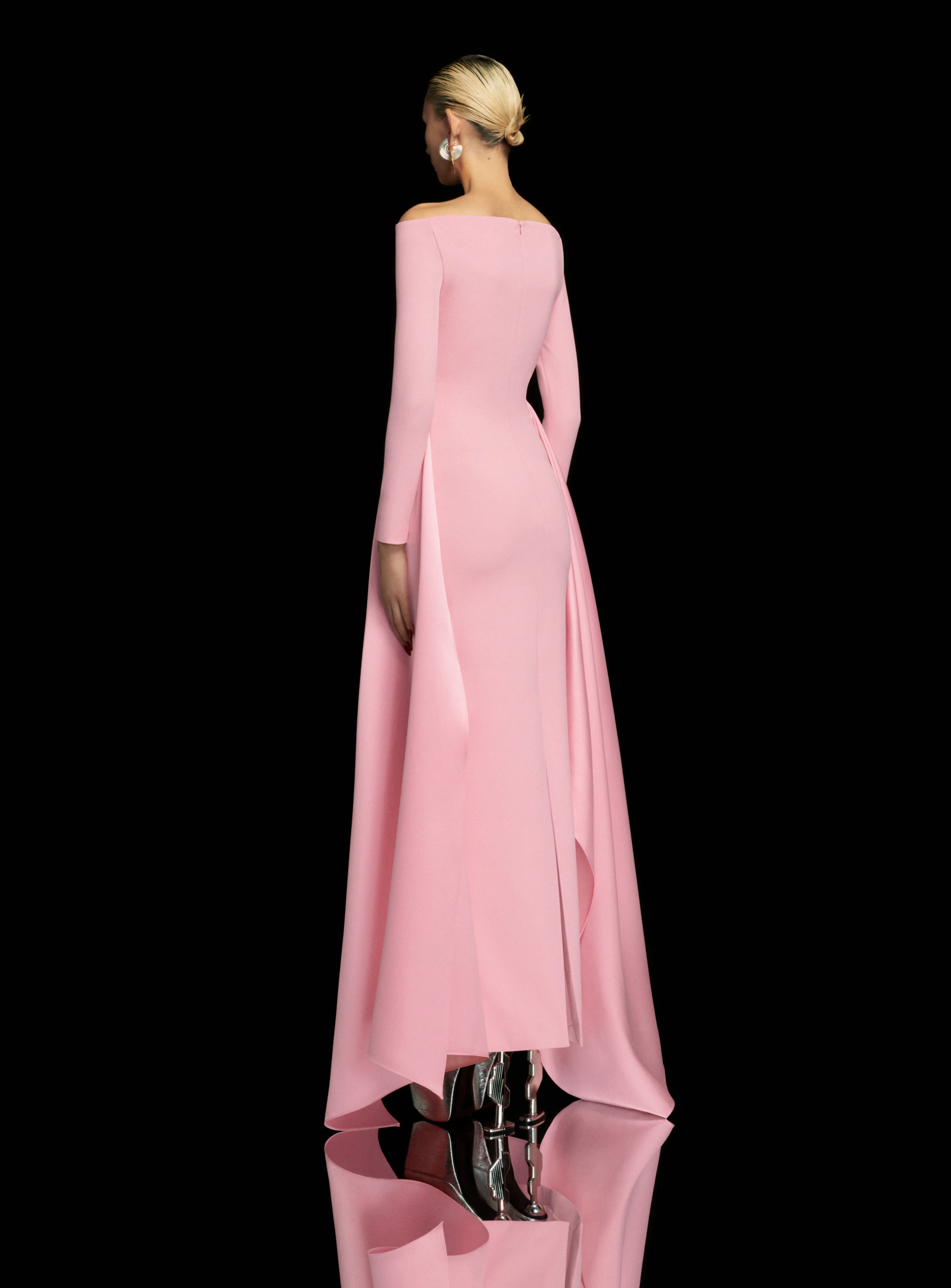 The Irma Maxi Dress in Soft Pink - Image 3
