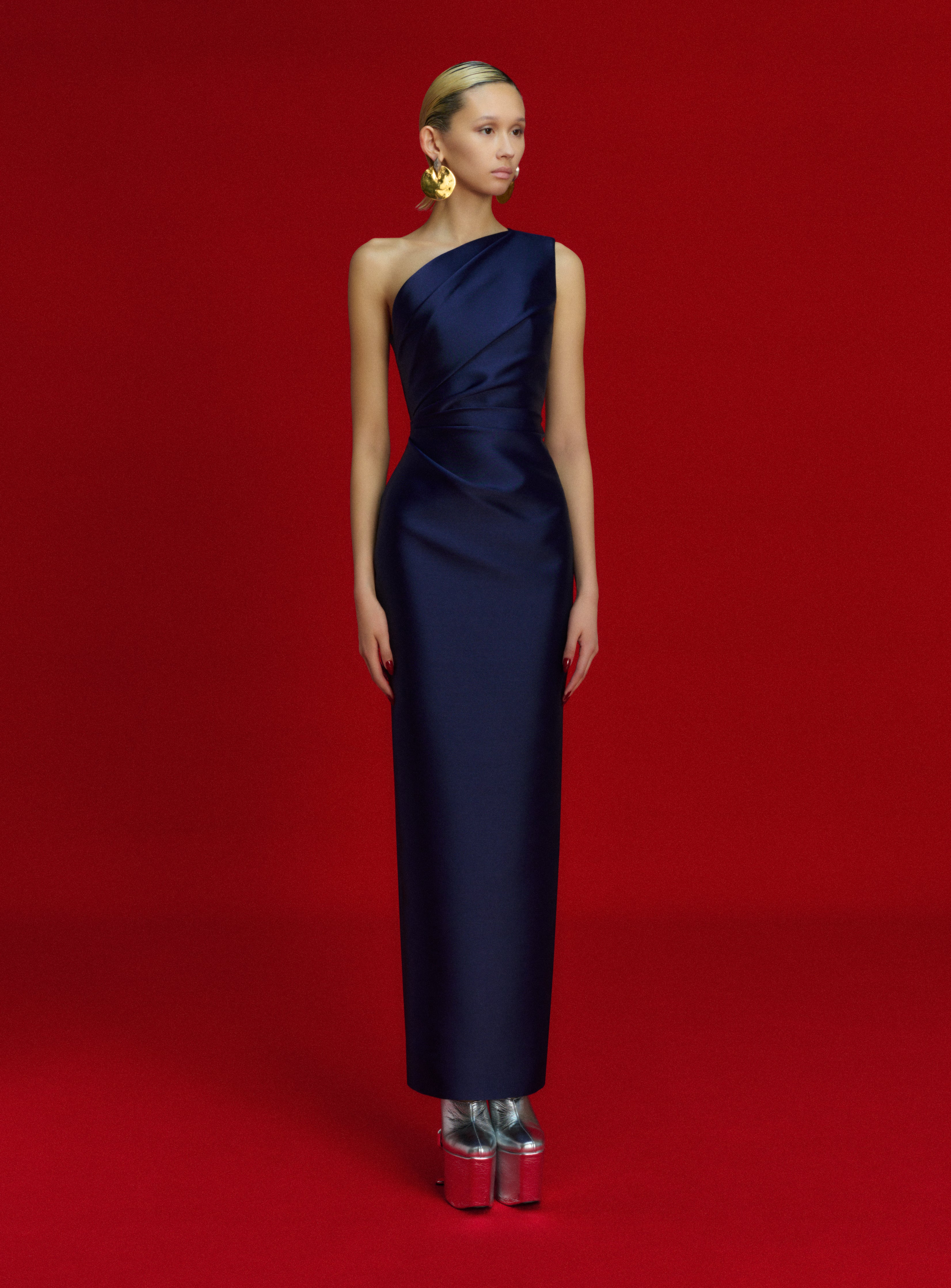 The Kira Maxi Dress in Navy - Image 4