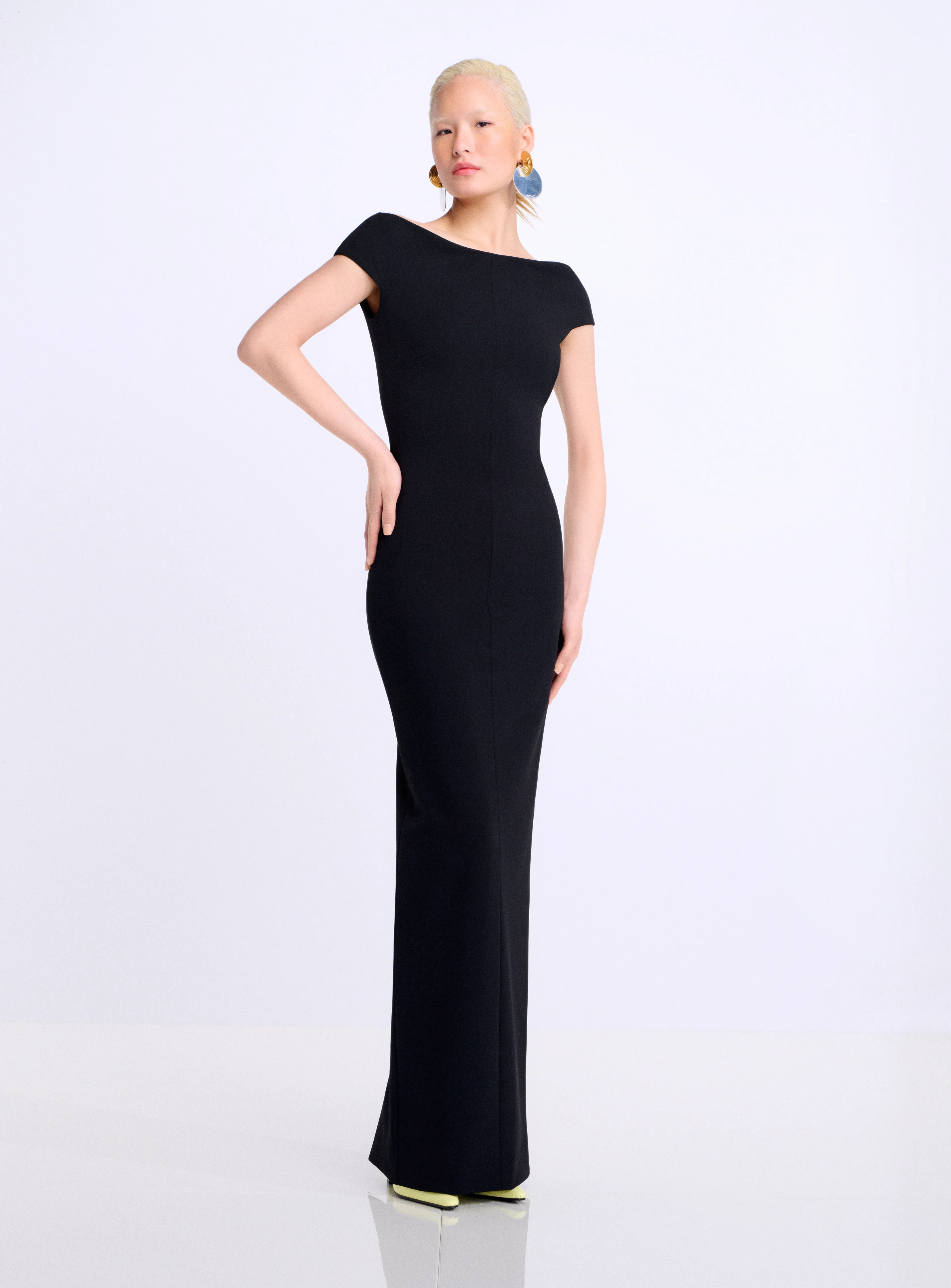 The Kyra Maxi Dress in Black - Image 2