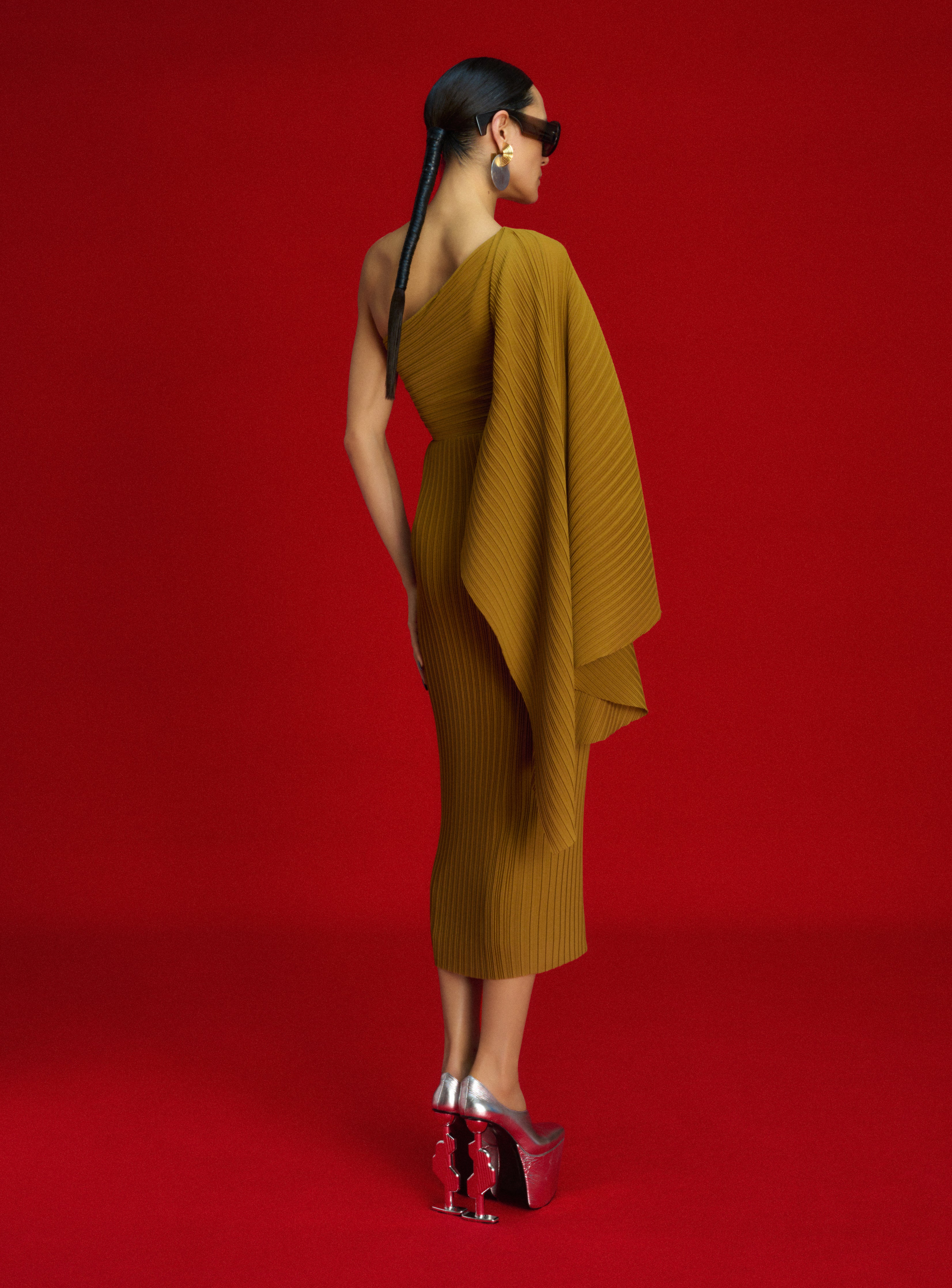 The Lenna Midi Dress in Gold - Image 3
