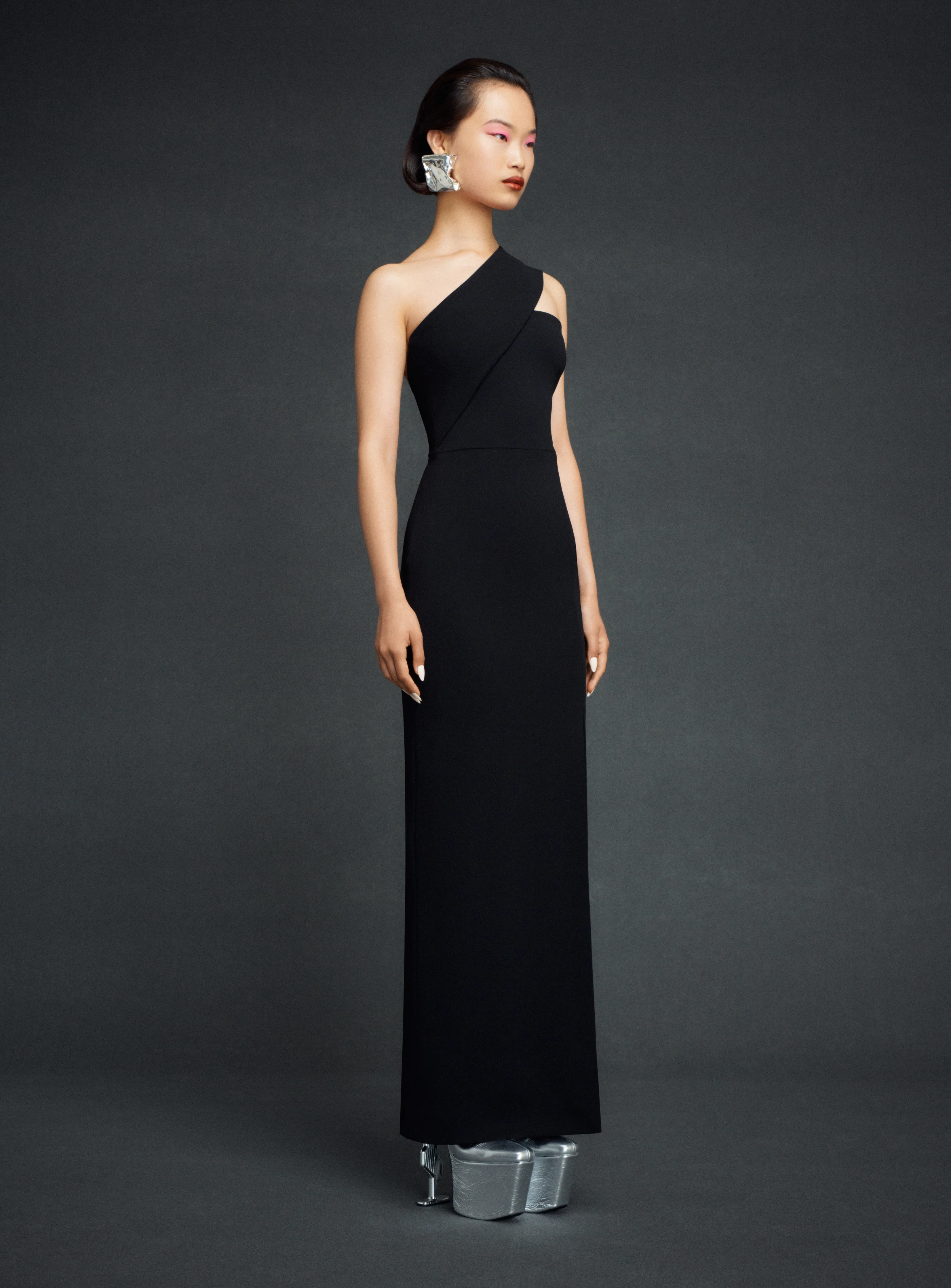 The Lois Maxi Dress in Black - Image 2