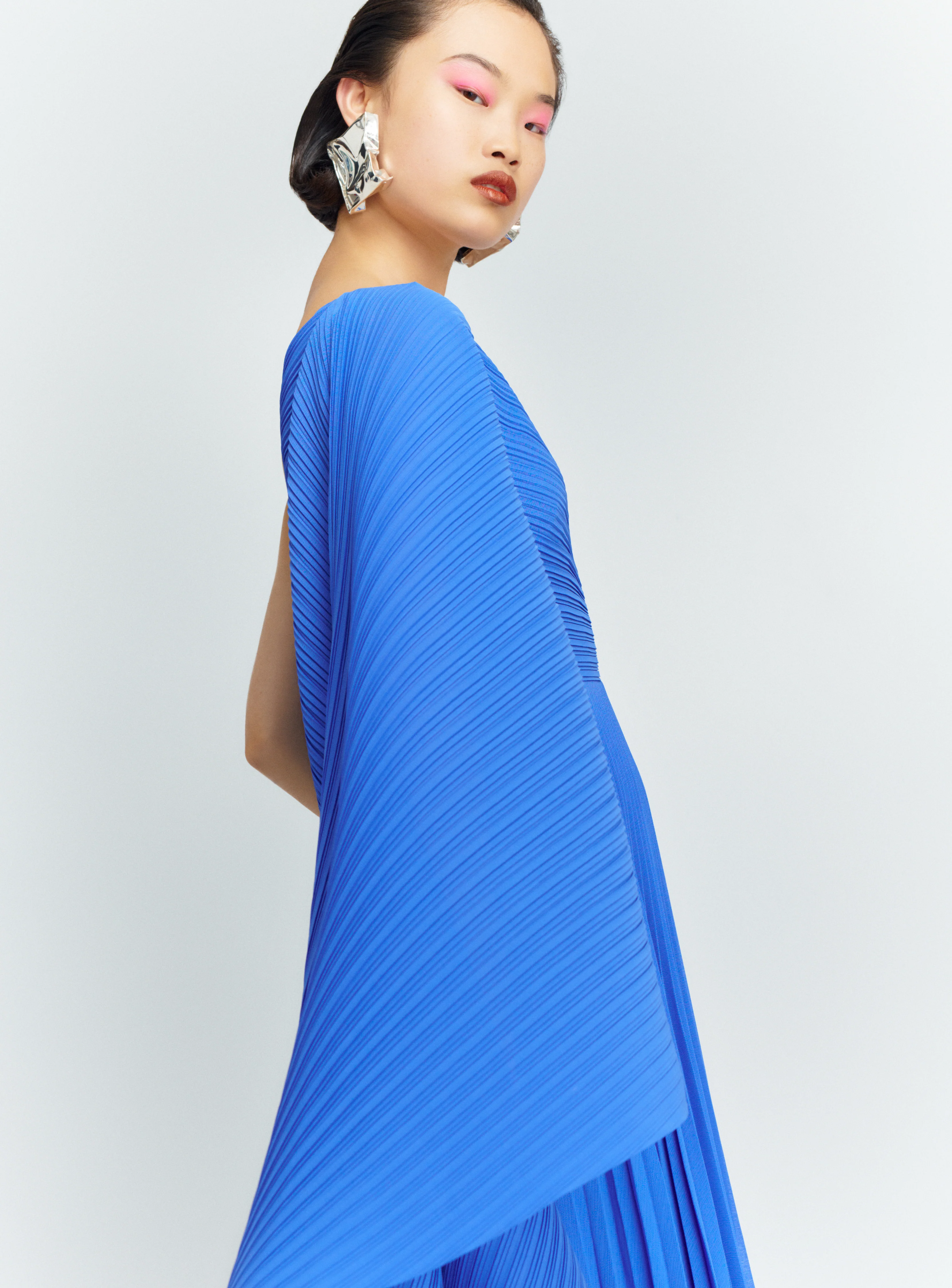 The Maci Maxi Dress in Iris Blue - Image 4