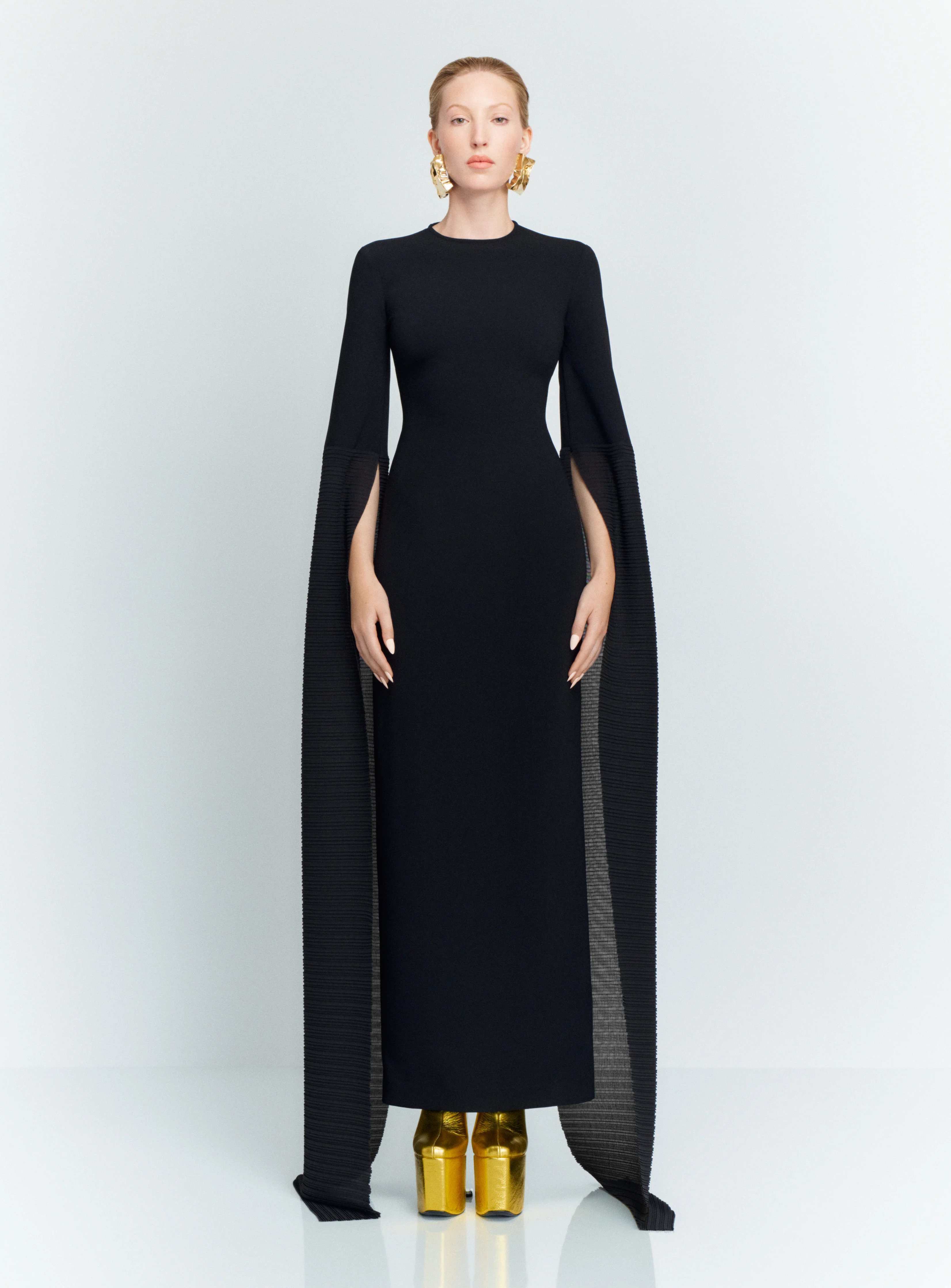 The Naomi Maxi Dress in Black