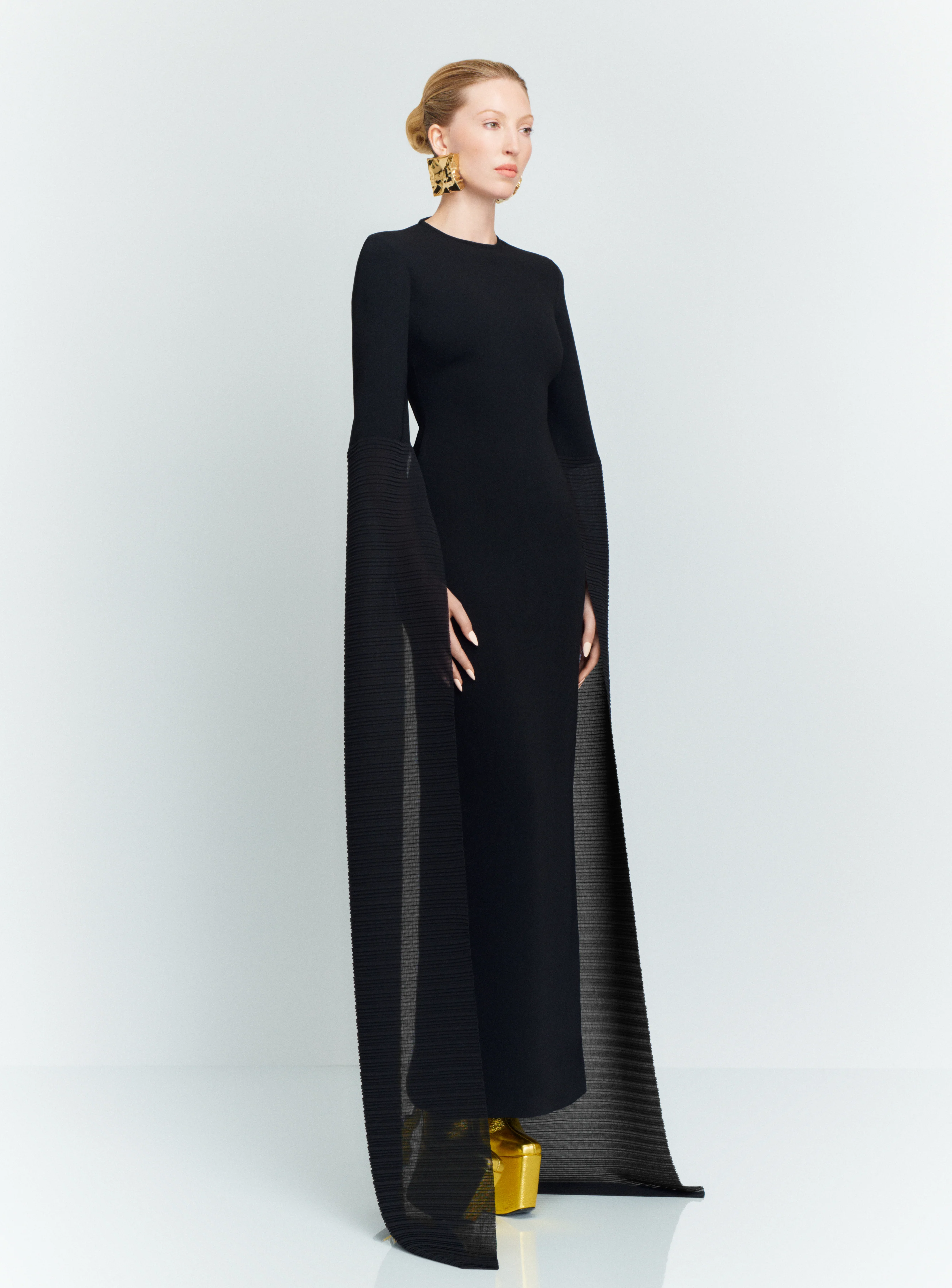 The Naomi Maxi Dress in Black - Image 2