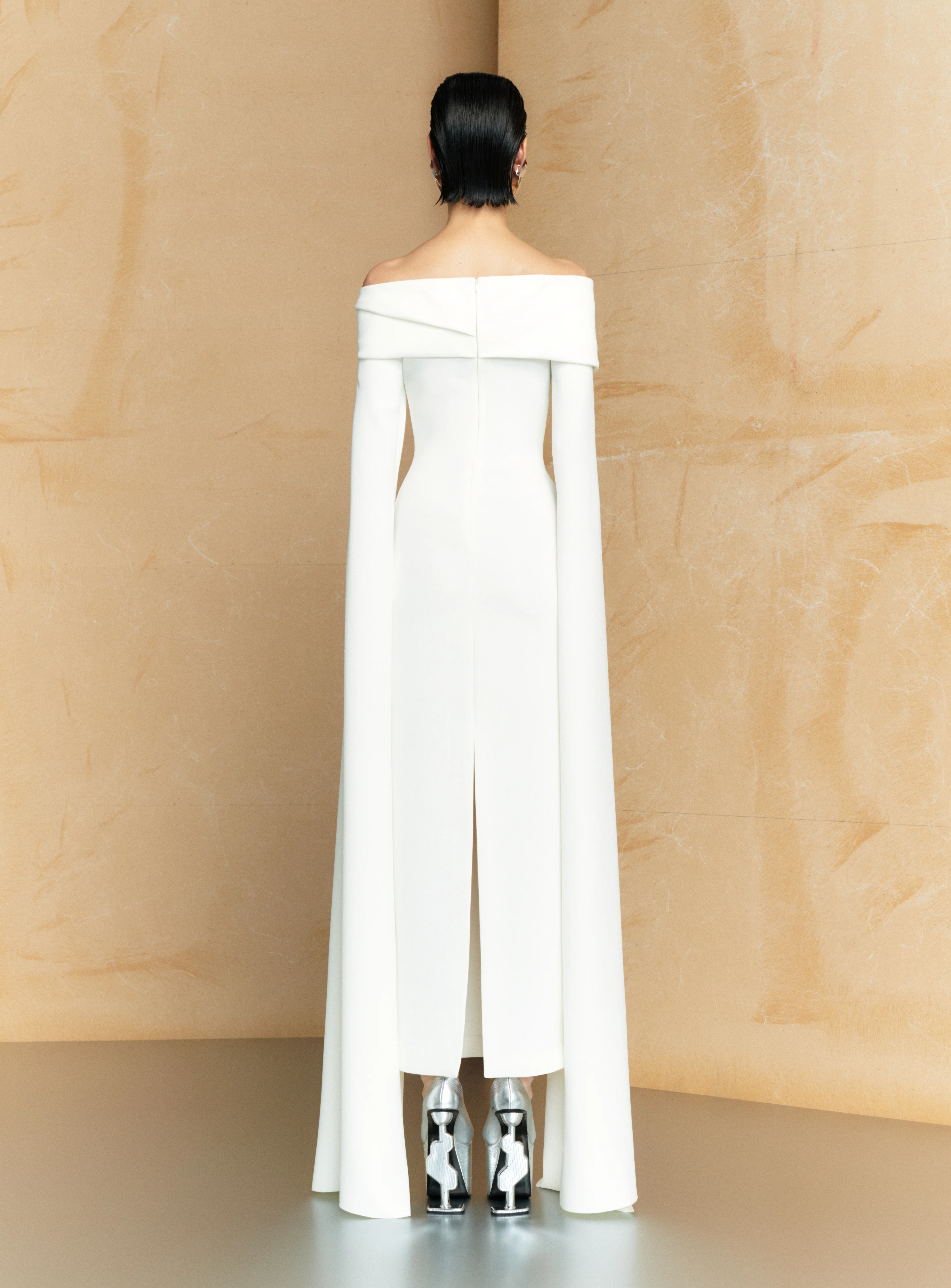 The Nuri Maxi Dress in Cream - Image 3