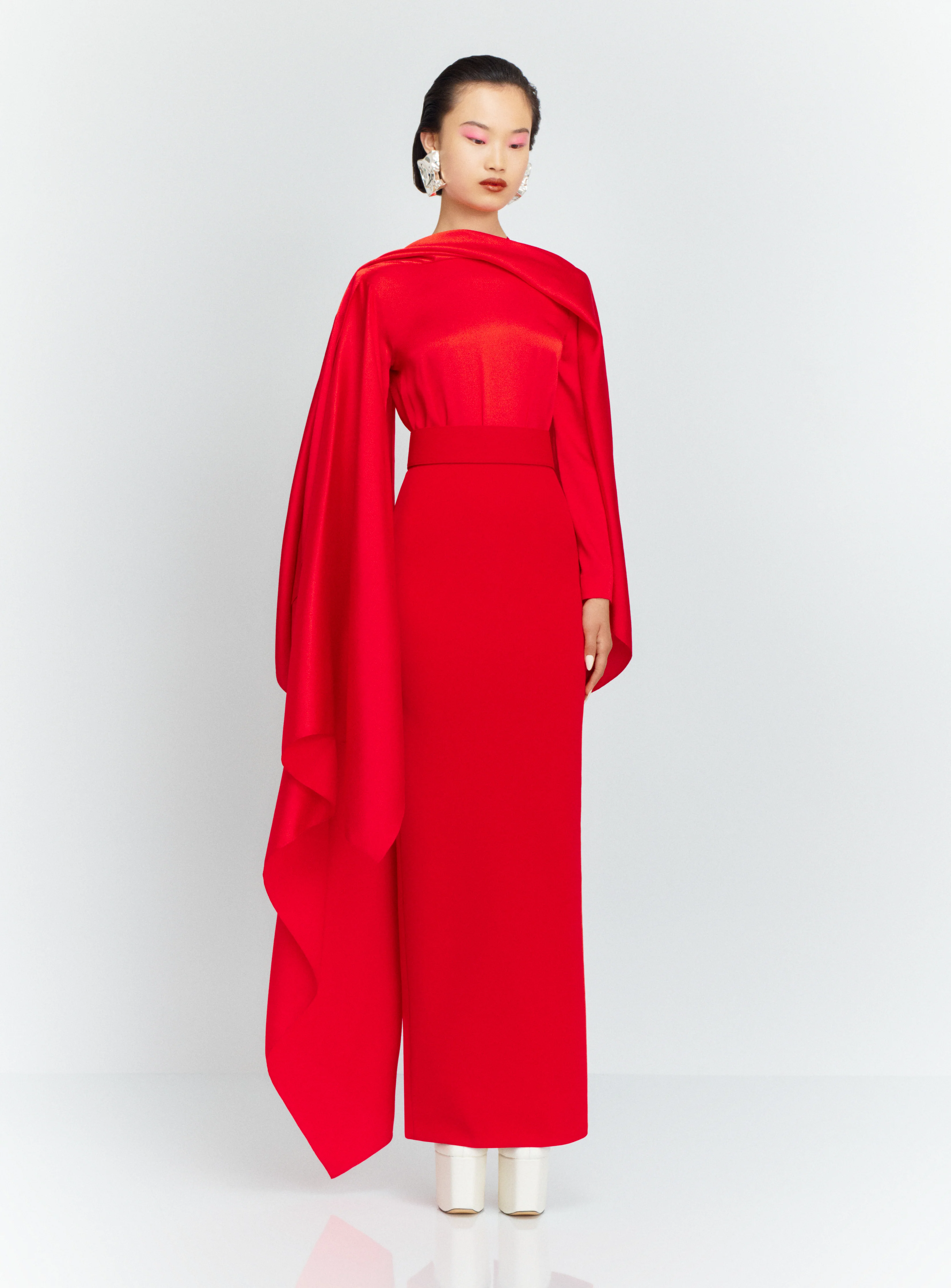 The Rosalia Maxi Dress in Red - Image 2