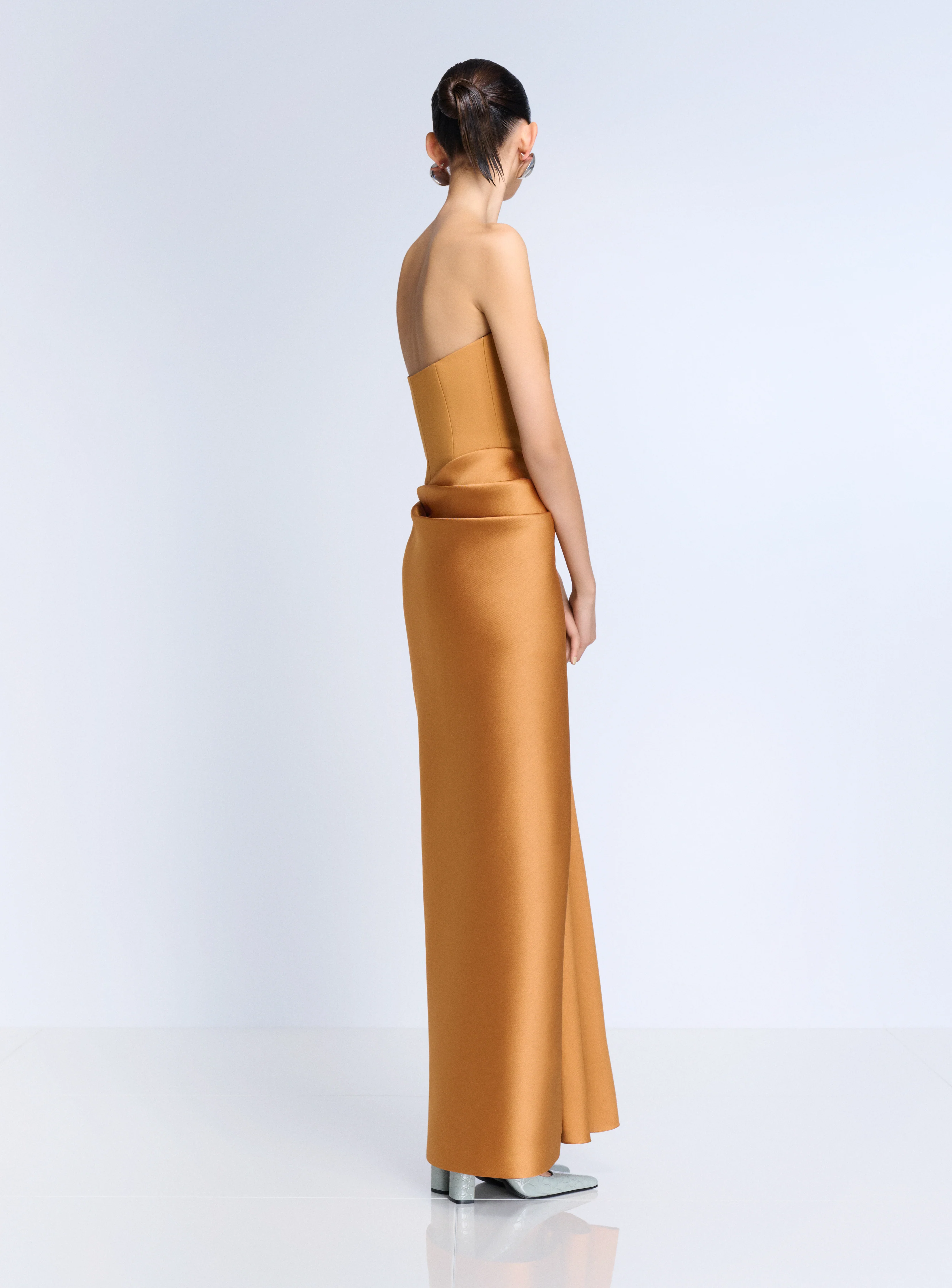 The Seri Maxi Dress in Clay - Image 3