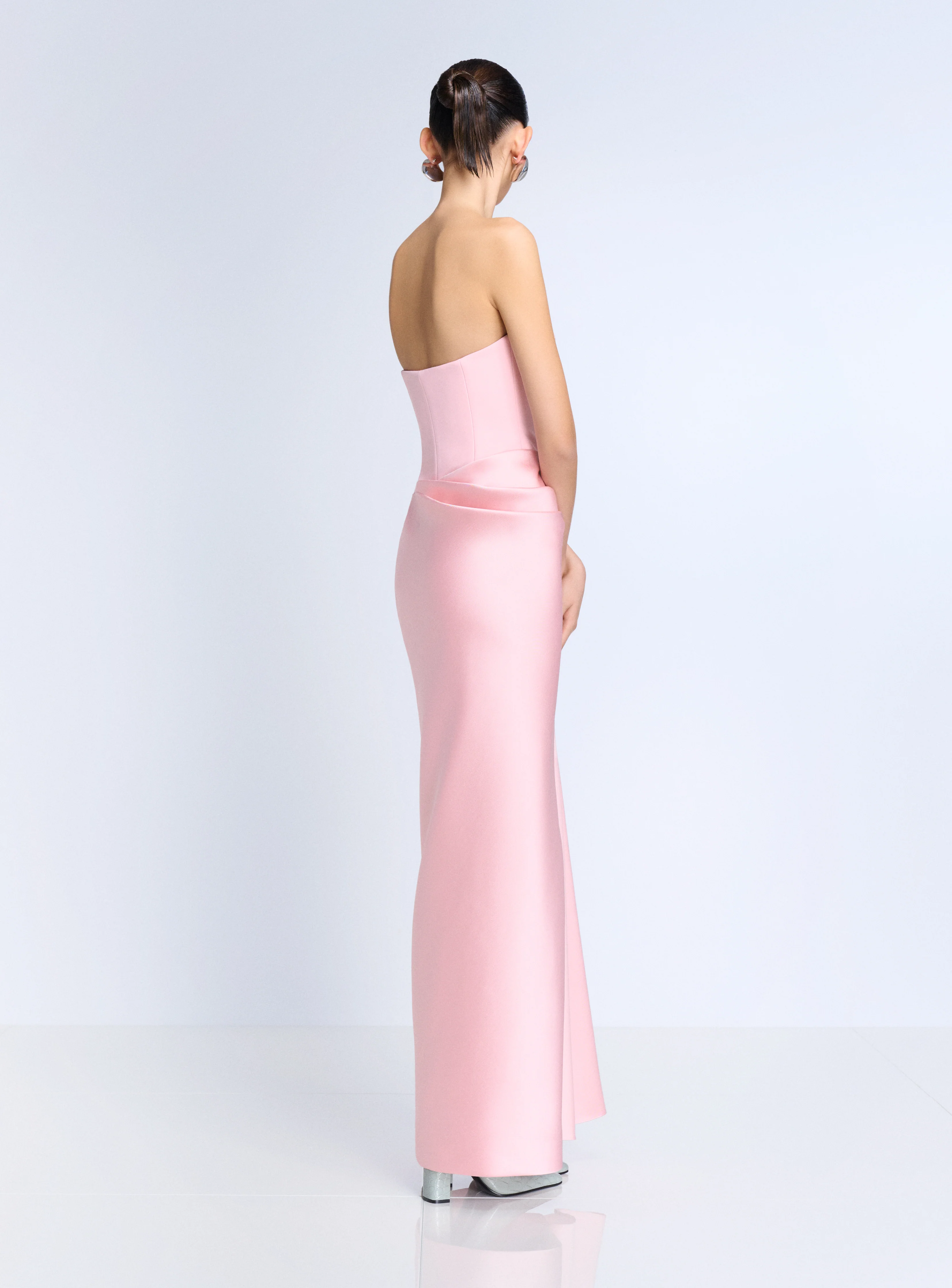 The Seri Maxi Dress in Pale Pink - Image 4