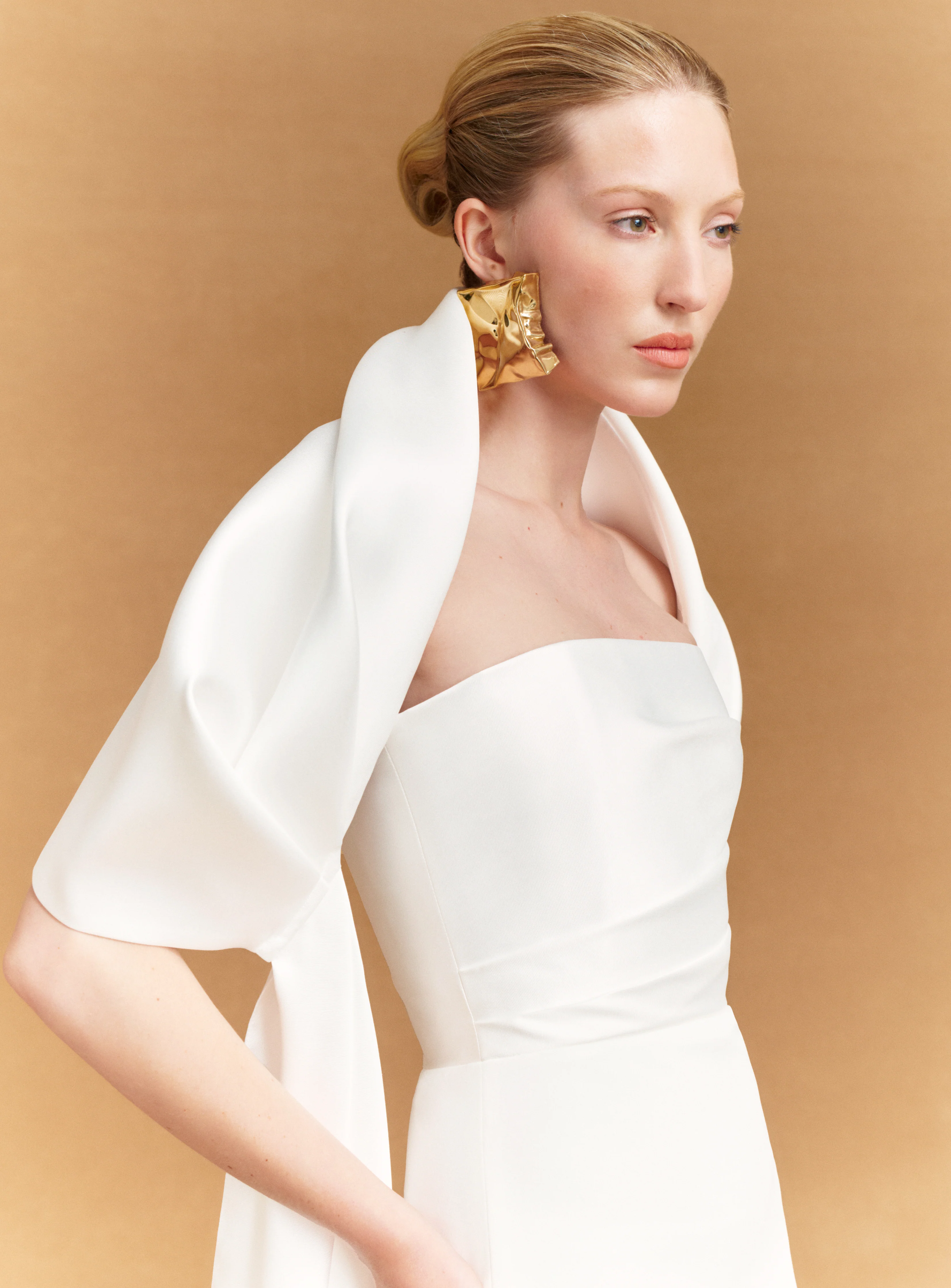 The Vera Maxi Dress in Cream - Image 2