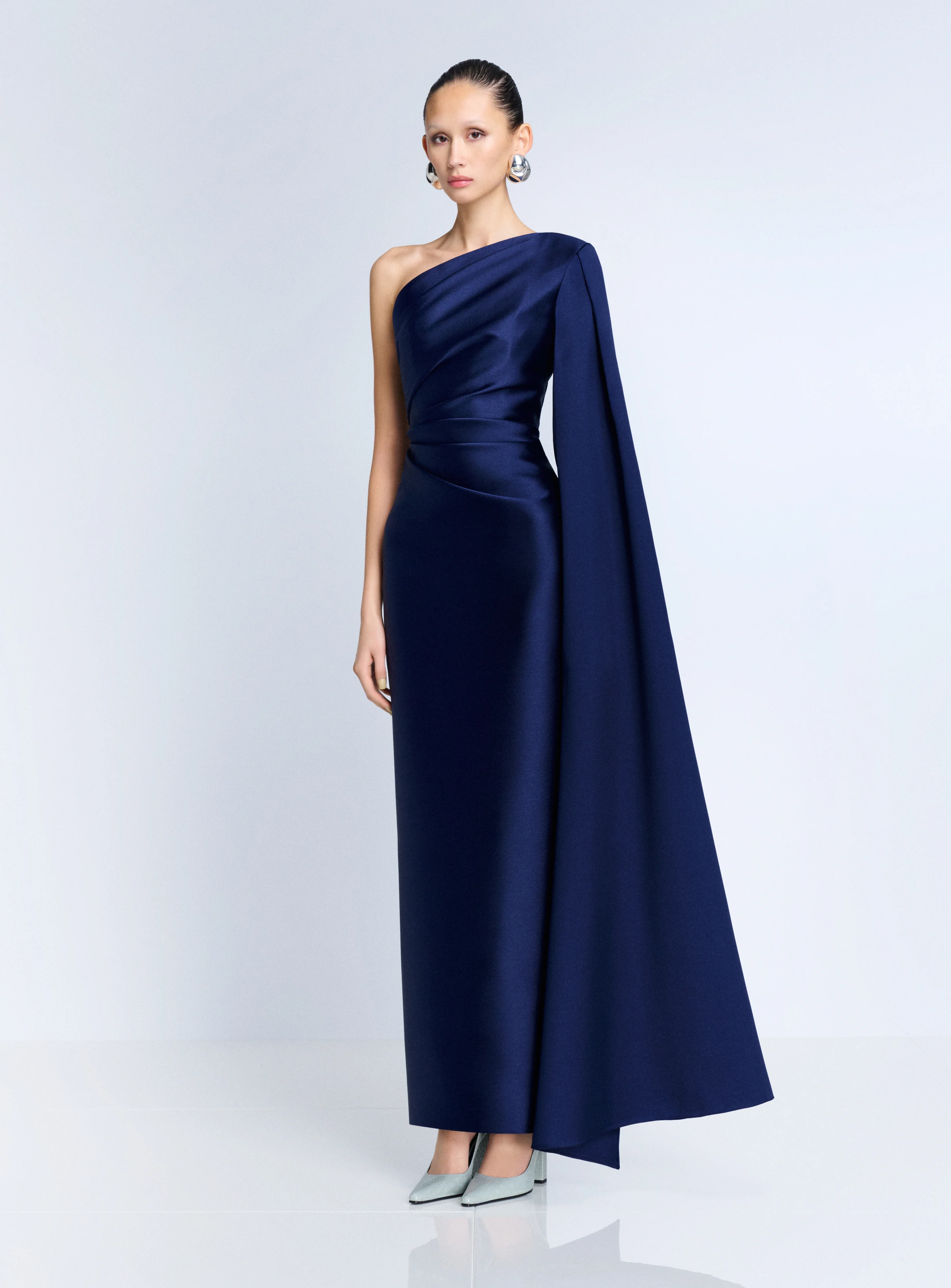 The Veya Maxi Dress in Navy - Image 4