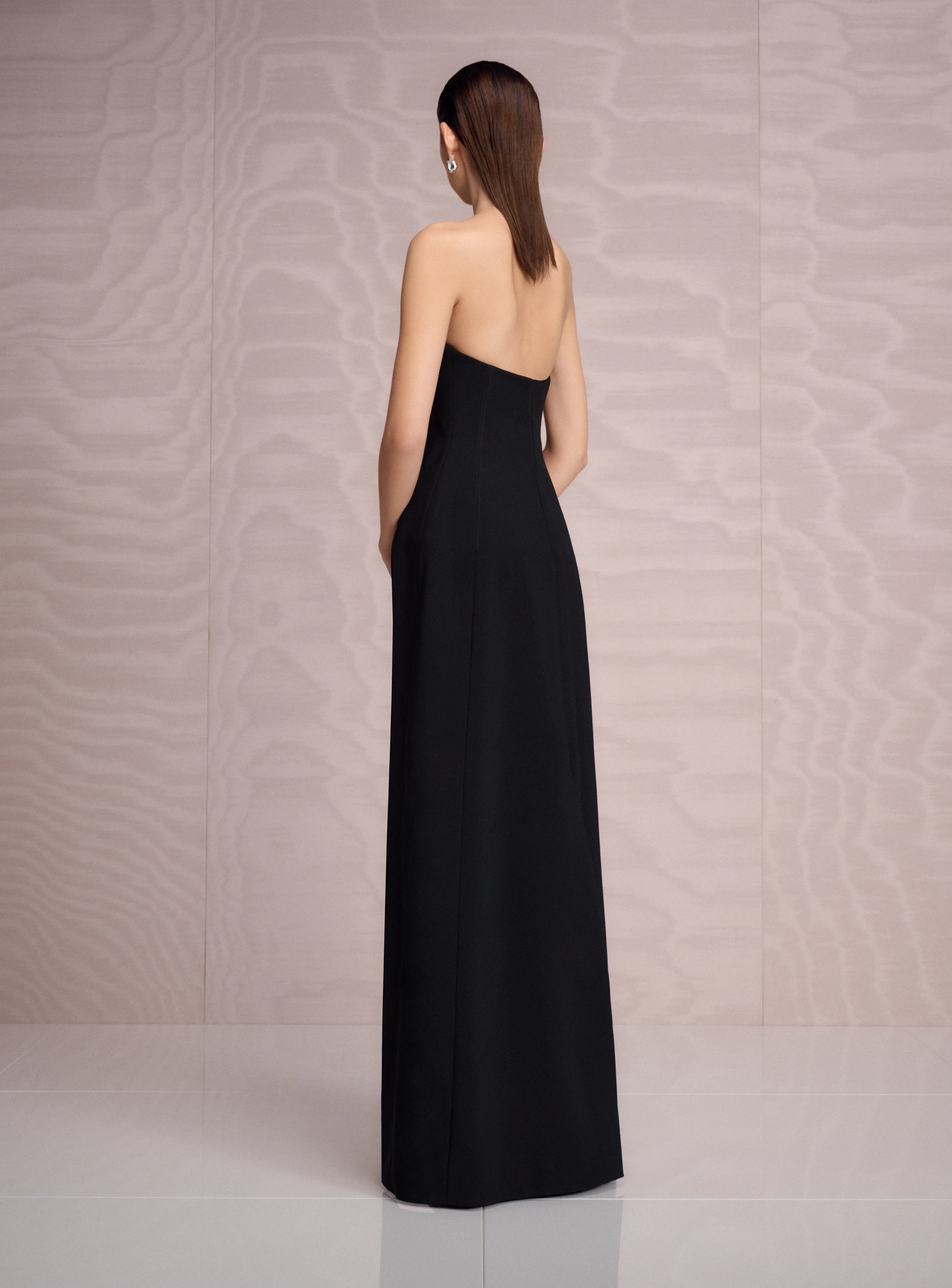 The Vi Maxi Dress in Black - Image 3